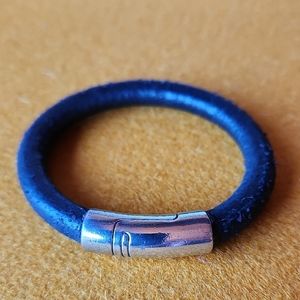 Black Unisex Leather Bracelet/Cuff with Silver Magnetic Clasp